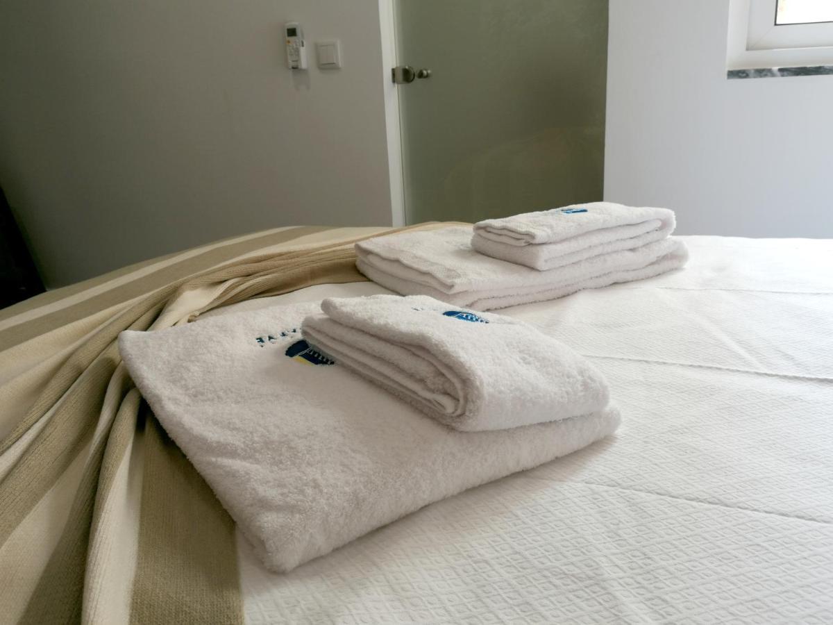 Suites Paradise Algarve Quarteira Dış mekan fotoğraf